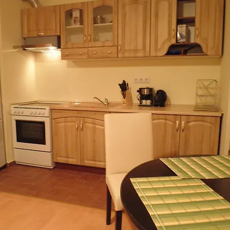 아파트 Private In Privilige 엘레니테