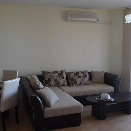 Private In Privilige Appartement Elenite